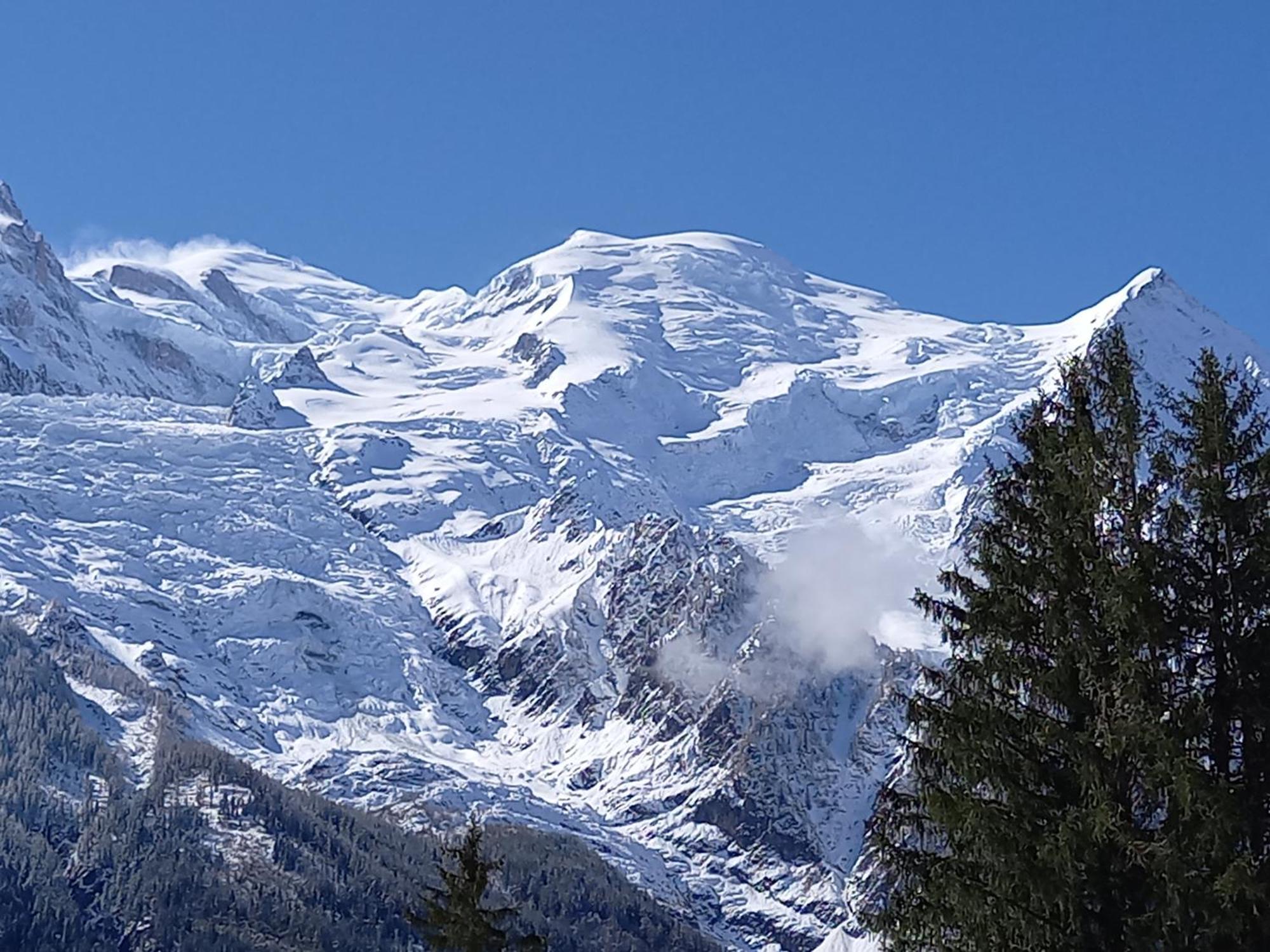 Appartement Avec Terrasse Chamonix Exteriör bild